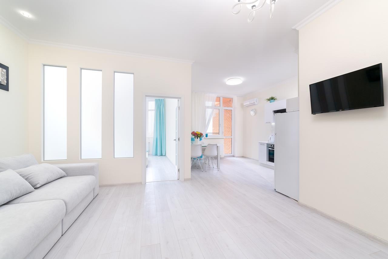 אודסה Family Apartments Aquamarine Of Arcadia מראה חיצוני תמונה